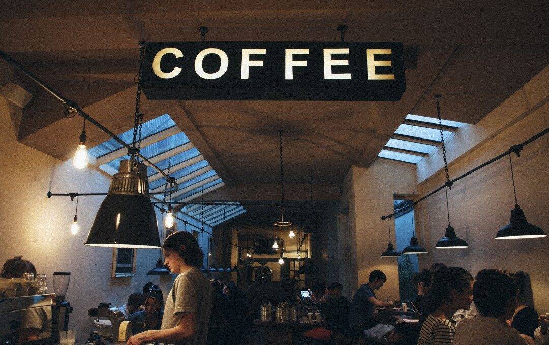 New Government Reforms Aim to Revive High Streets with Easier Rules for Cafes, Bars and Venues
