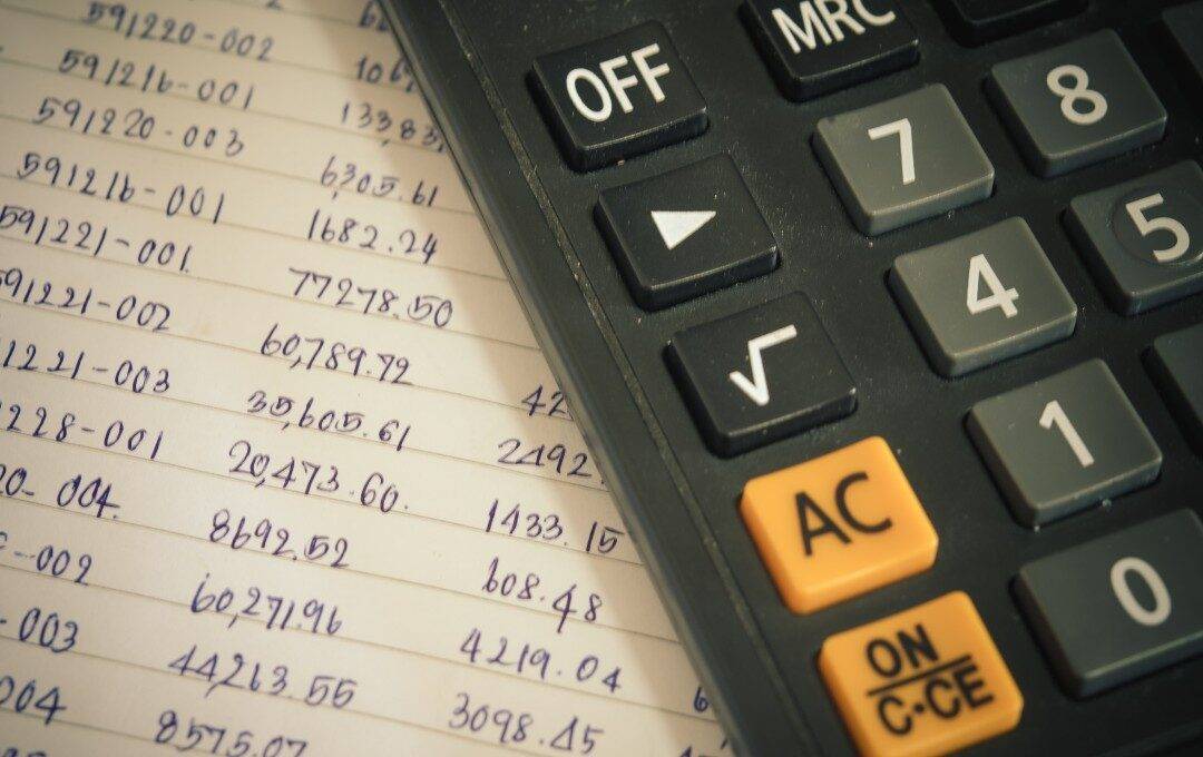 HMRC Interest Rates to Fall Following Base Rate Cut