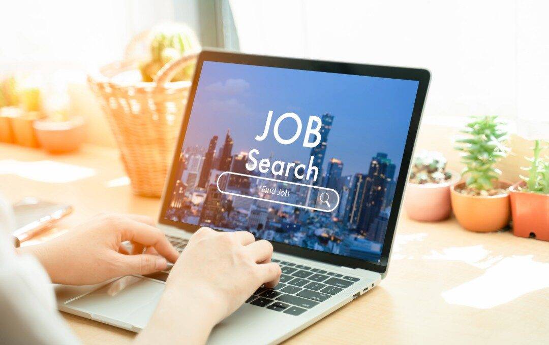 UK Unemployment Rises to 5% as Job Market Shows Signs of Strain